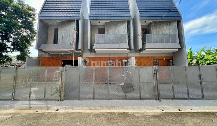 Ready Stock Hanya 4 Unit Dalam Komplek Bebas Banjir Di Kodau Jatimekar 1