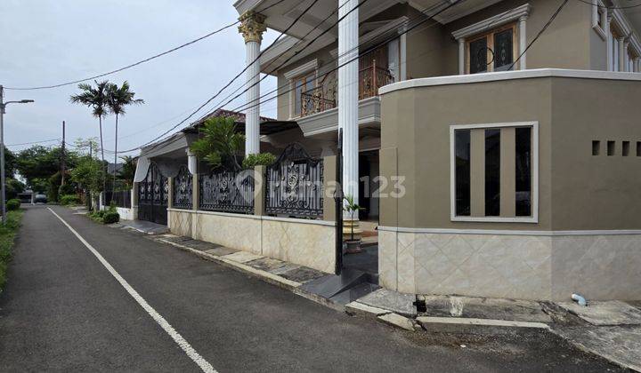 Rumah Hook Secondary Dalam Komplek Tenang di Jatiwaringin 2