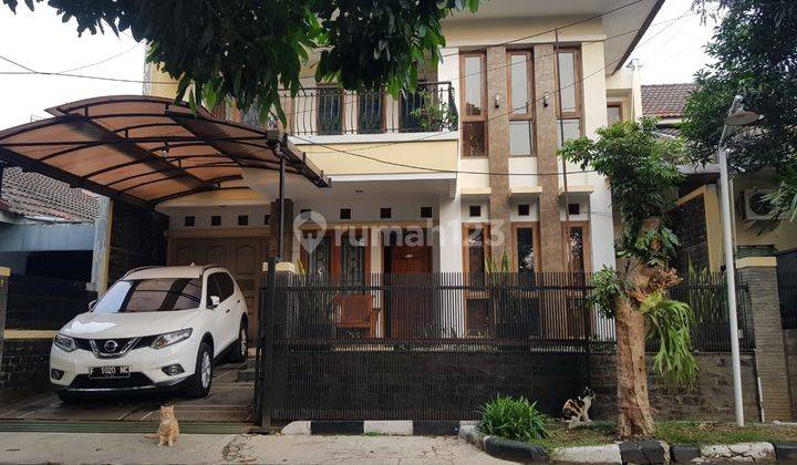 Rumah 2 Lantai Bagus Siap Huni di Bandung Timur  1