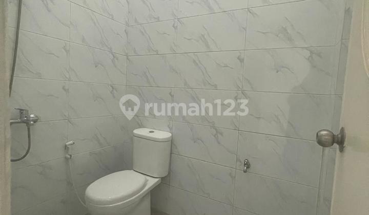 Rumah 2 Lantai Bagus Siap Huni di Graha Bintaro  2