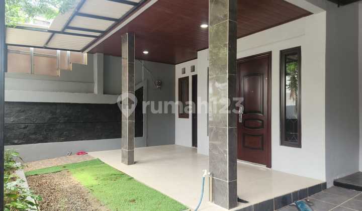Disewakan Rumah Nyaman di Graha Bintaro - Lokasi Tenang Disewakan Rumah Nyaman di Graha Bintaro - Lokasi Tenang