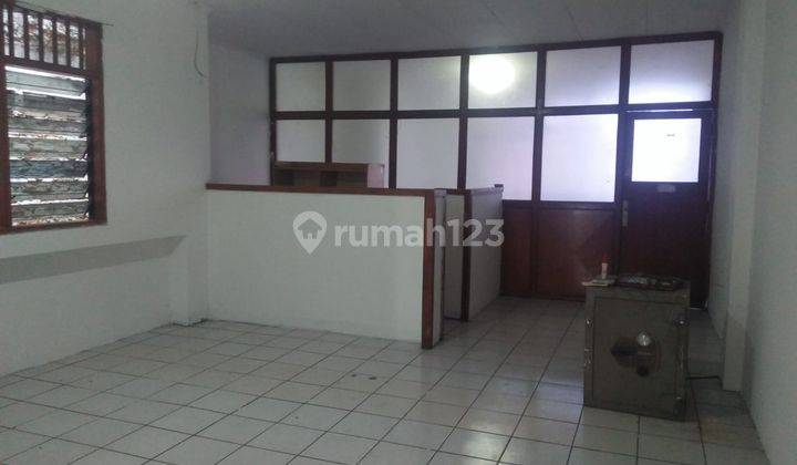 Dijual Ruko di Ciputat - 3 lantai - SHM - Strategis