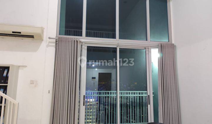 Office Semi Furnished Soho Podomoro City di Sewakan Cepat  1