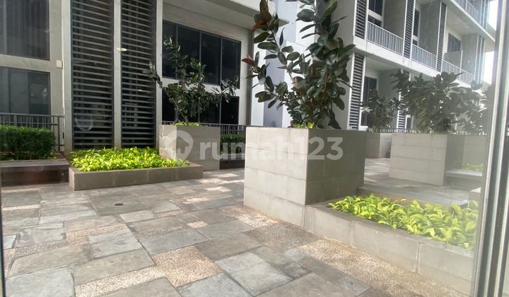 Small Office Home Office, Soho Pancoran, tipikal Manhattan, Luas 97 sqm, Furnished Small Office Home Office, Soho Pancoran, tipikal Manhattan, Luas 97 sqm, Furnished