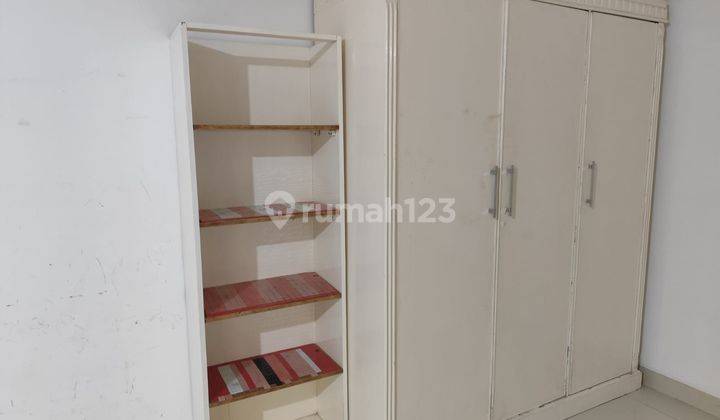 Unit Kantor di Soho Podomoro City di Sewakan Semi Furnished  2