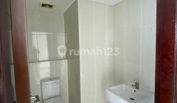 Office for rent at an affordable price, Soho Pancoran, free overtime charge, 97.04 sqm Office for rent at an affordable price, Soho Pancoran, free overtime charge, 97.04 sqm