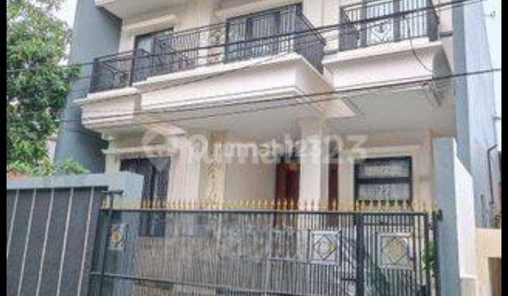 Rumah di Komplek Sunrise Garden di Jual 2 Lantai Startegis 1