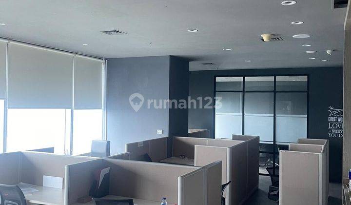 Ruang Kantor Soho Capital – Tanjung Duren, Jakarta Barat Kondisi Fitted Bagus 2