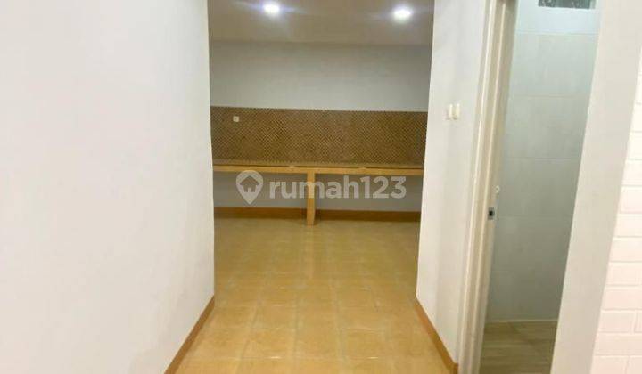 Dijual cepat rumah siap huni Griya loka Bsd city, an 2