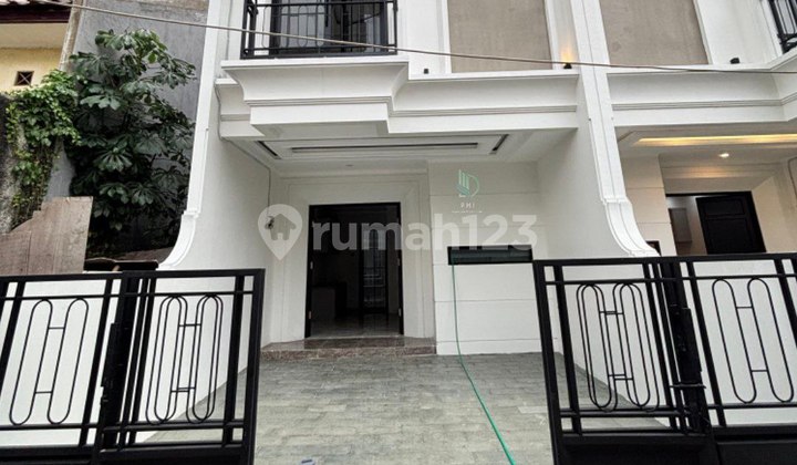 Rumah Strategis Jalan Kaki 10 Menit Ke Stasiun/naik Motor 3menit  1