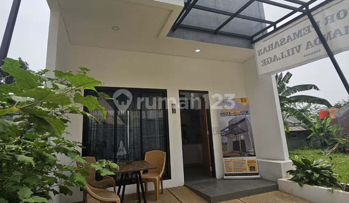 Rumah Modern dekat jalan raya akses 5 menit ke stasiun Bojonggede