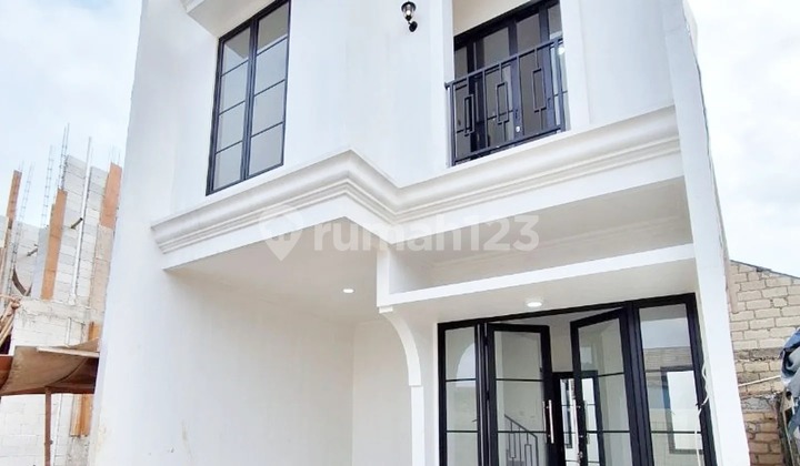 Rumah baru siap huni akses 10 menit ke stasiun depok baru