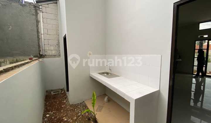 Rumah Siap Huni 5 Menit Gdc 10 Menit Ke Stasiun Depok 9