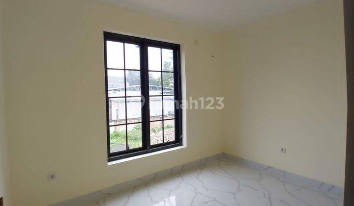 Rumah 2 Lantai Mezzanine 10 Menit Tol Cibubur 7 Menit Tol Cijago 9