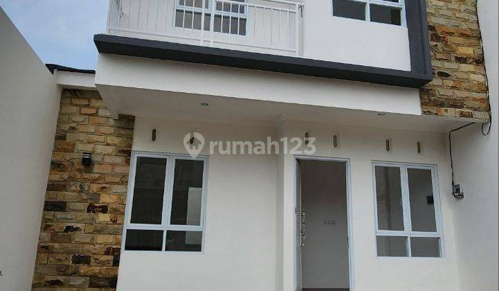 Rumah 2 Lt Depok 5 Menit Ke Jalan Raya Juanda 10 Menit Tol Cijago 2