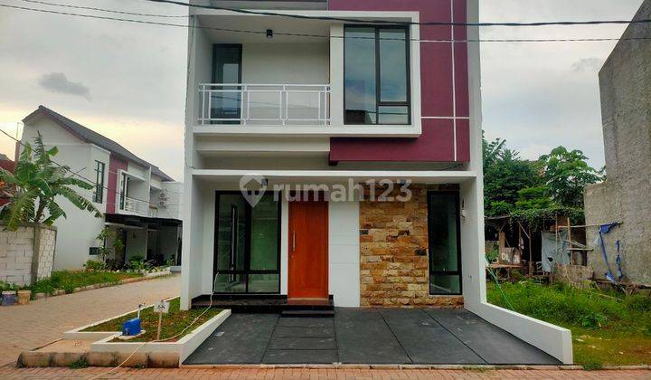 Rumah 2 Lt Siap Huni 10 Menit Tol Margonda 10 Menit Stasiun Depok 1