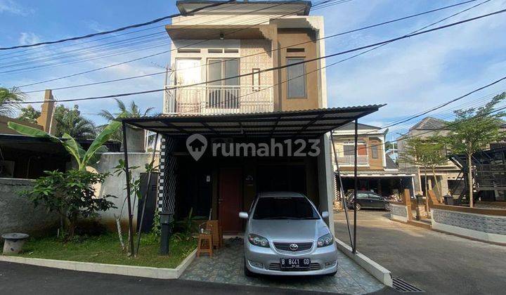 Rumah Cantik 2 Lantai Nuansa Bali Dekat Grand Depok City 2