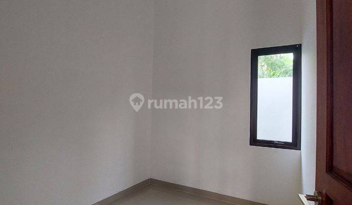 Rumah Siaphuni Jln Luas 5 Menit Rsud Depok 10 Menit Tol Cimanggis 2