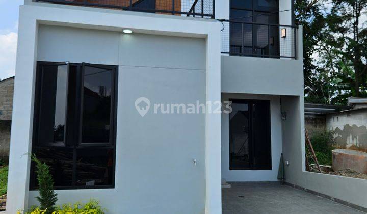 Termurah Rumah Furnished Mezzanine Bonus Rooftoop Hanya 900 Meter Tol Desari 1