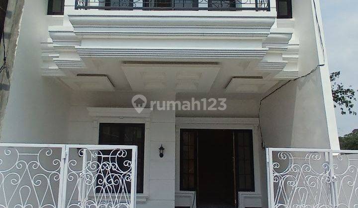 Rumah Dekat Stasiun Depok 2 Menit Ke Alun Alun 5 Menit Ke Gdc 1