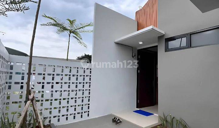 Rumah aesthetic akses jalan besar fasilitas lengkap hanya 10 menit stasiun 2