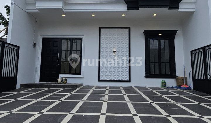 Rumah Mewah Siap Huni Akses 10 Menit Ke Stasiun Depok & Dekat Tol 2