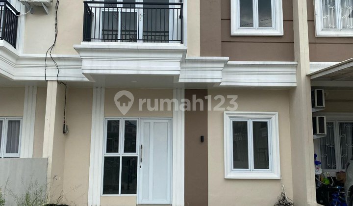 Rumah Siap Huni Lokasi 15 Menit Ke Stasiun Depok Dekat Tol 