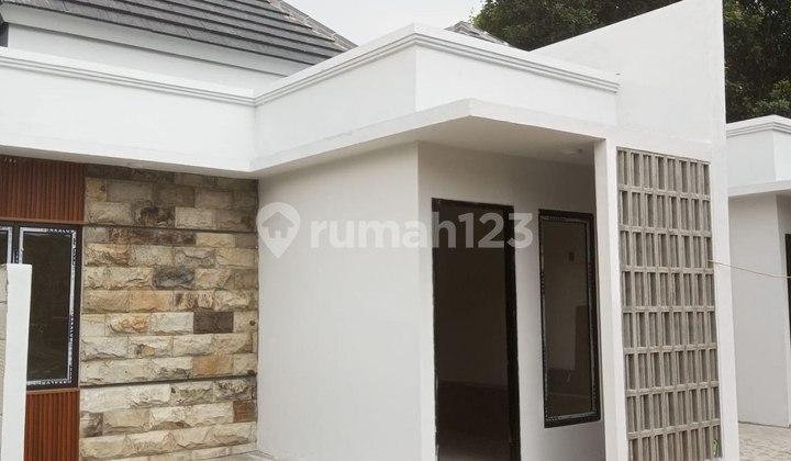 Rumah Siap Huni Model Bali Akses Dekat Tol dan Stasiun