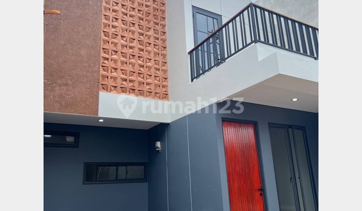Rumah 1.5 lantai Termurah 8 menit ke Mall the park sawangan 2