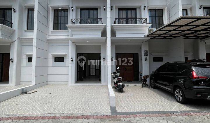 Rumah 2 Lt Siap Huni Akses Jalan Luas 8 Menit Ke Stasiun Depok 1