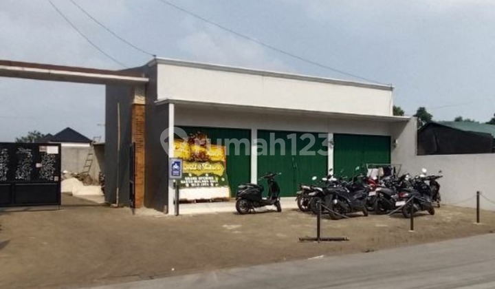 3 Ruko Gandeng lokasi jalan raya utama 12 menit ke Tol cisalak
