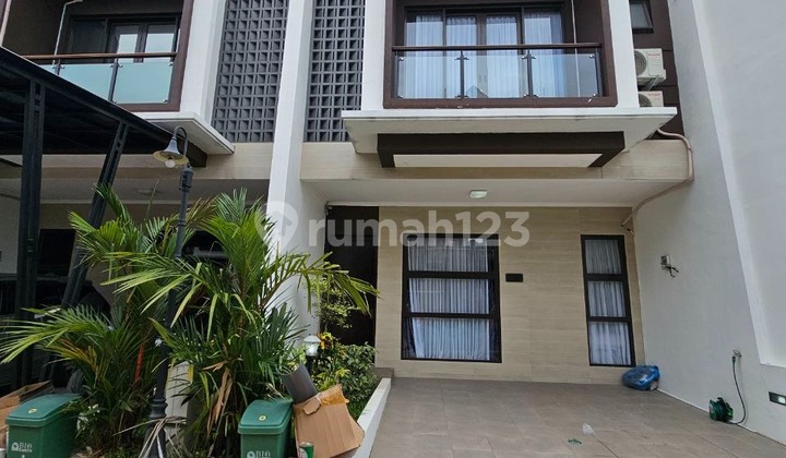 Ready Stock House Attached to Cibubur Location 5 Minutes to Toll Road & LRT 2