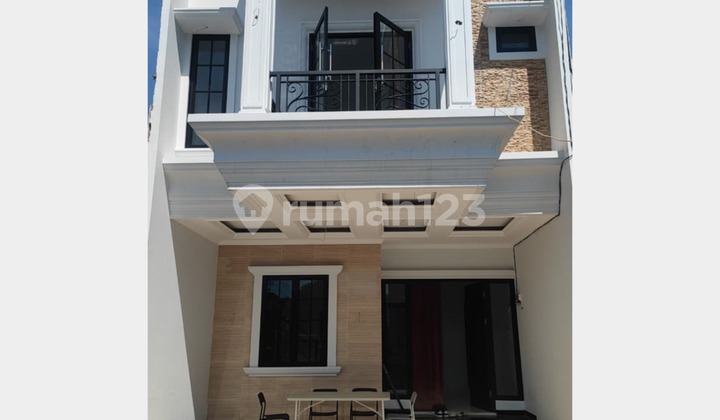Ready House Red Brick Walls Location 10 minutes to LRT&amp;Cibubur Toll Road