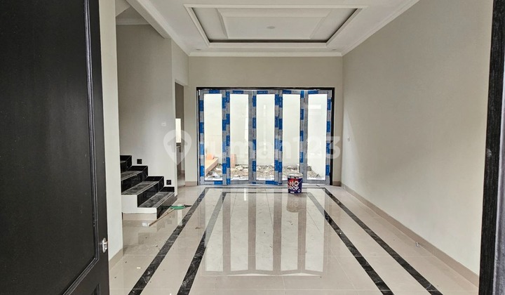 European-style house ready to occupy, 800 meters to Cibubur toll road, No down payment 2