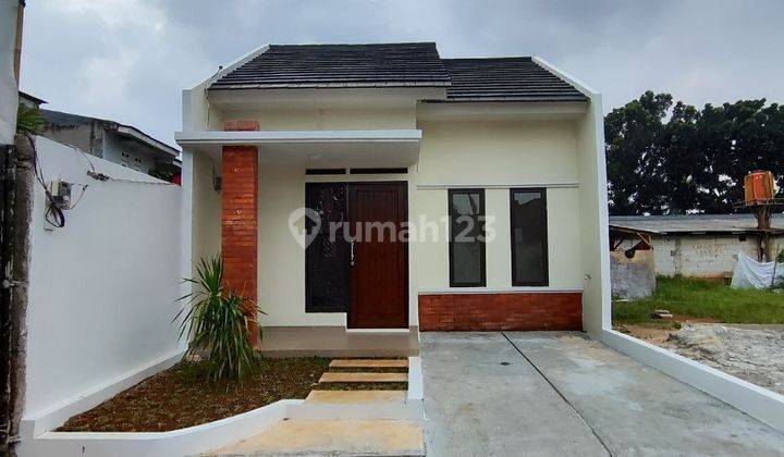 Rumah Baru Minimalis modern cuma 15 menit ke Tol Cimanggiss 1