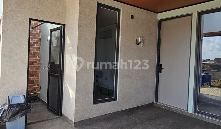 Rumah Jepang Semi Furnished 1.5 Lantai akses 5menit ke Tol Desari 2