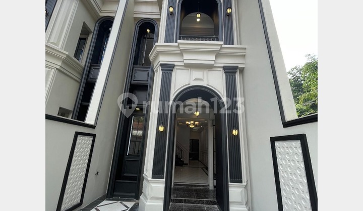 Rumah mewah Ready Stock akses 7menit ke stasiun Depok & dekat Tol