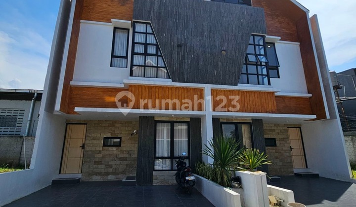 Rumah Modern Scandinavian akses dekat Tol dan Stasiun 