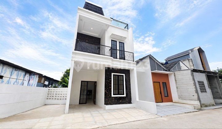 Rumah Ada Rooftop2.5 Lantai Akses 7 Menit ke Stasiun Pondok Rajeg