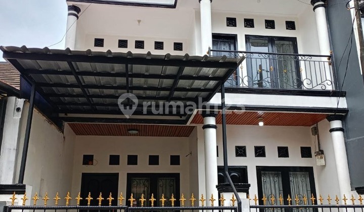 Rumah Siap Huni Full Bata Merah akses 8 menit ke stasiun Depok 2