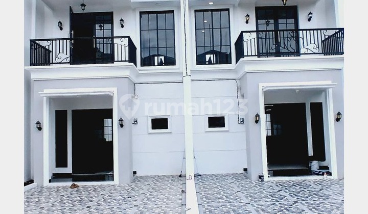 Rumah Mewah Siap Huni akses dekat Jakarta Selatan dan Tangsel