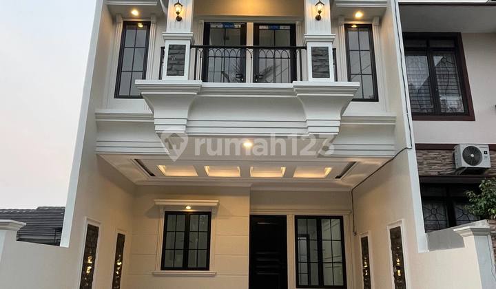 Rumah Modern Akses 13 Menit ke Stasiun Depok dan Tol Margonda Rumah Modern Akses 13 Menit ke Stasiun Depok dan Tol Margonda