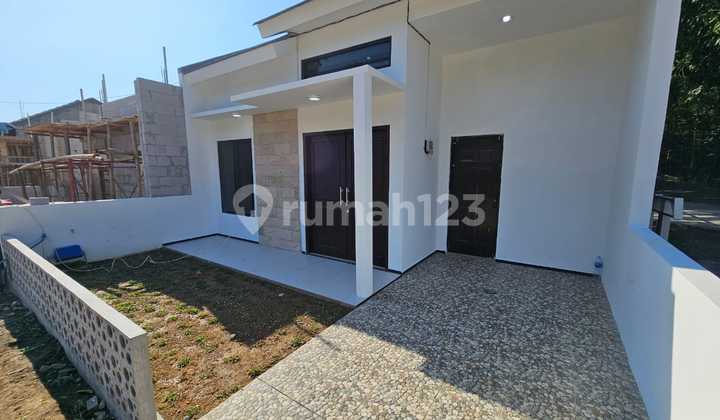 RUMAH DIJUAL DALAM PERUMAHAN ARGOMULYO SEDAYU BANTUL JOGJA 2