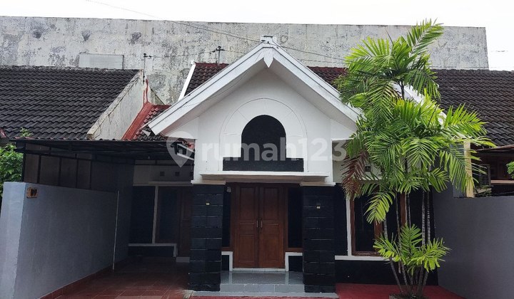 RUMAH DIJUAL PERUMAHAN DALAM RINGROAD BANYURADEN 15 MIN DEKAT UGM 1