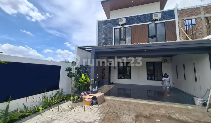 Rumah Minimalis Modern 2 Lantai Full Furnished Dekat Kampus