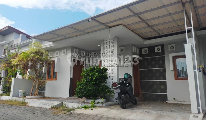 JUAL RUMAH KOTA JOGJA DALAM PERUMAHAN PLUMBON JALAN GEDONGKUNING JUAL RUMAH KOTA JOGJA DALAM PERUMAHAN PLUMBON JALAN GEDONGKUNING