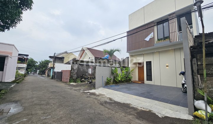 Rumah Modern Minimalis 2 Lantai Murah Dekat Kampus Upn,Budi Mulia
