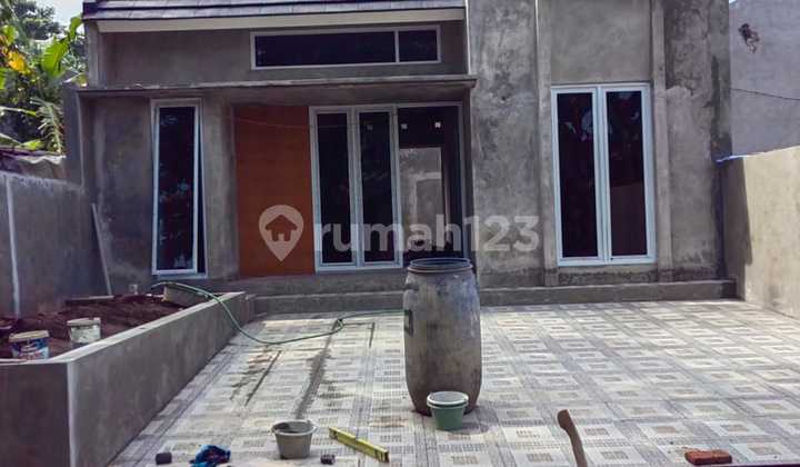 RUMAH MINIMALIS MODERN SIAP HUNI DEKAT PASAR GODEAN SLEMAN MURAH