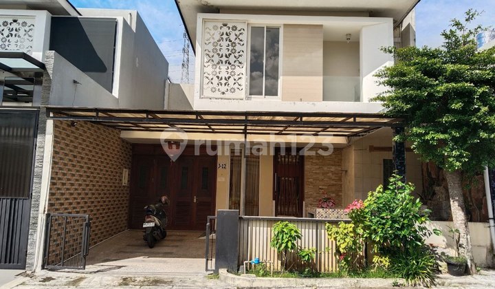 RUMAH 2 LANTAI PERUMAHAN ELITE DEKAT MALL ARTOS KOTA MAGELANG RUMAH 2 LANTAI PERUMAHAN ELITE DEKAT MALL ARTOS KOTA MAGELANG