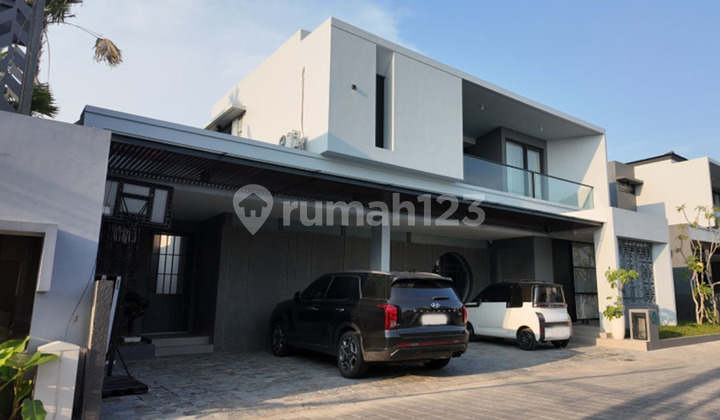 RUMAH MEWAH MODERN CLUSTER DKT FLYOVER JOMBOR 18 MIN KE UGM JOGJA